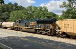 CSX 3304 pushing mid-train